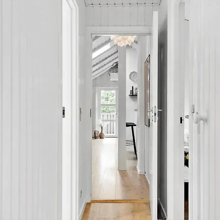 بيت للعطل Bv281-blavand-sonder-vasevej-1-c